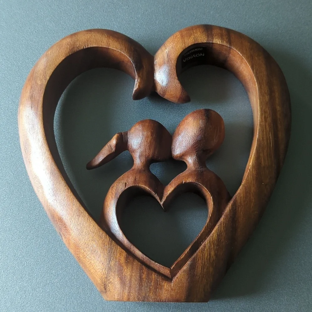 Hand Carved Suar Wood Kissing‎ Couple Abstract Heart Sculpture the love story